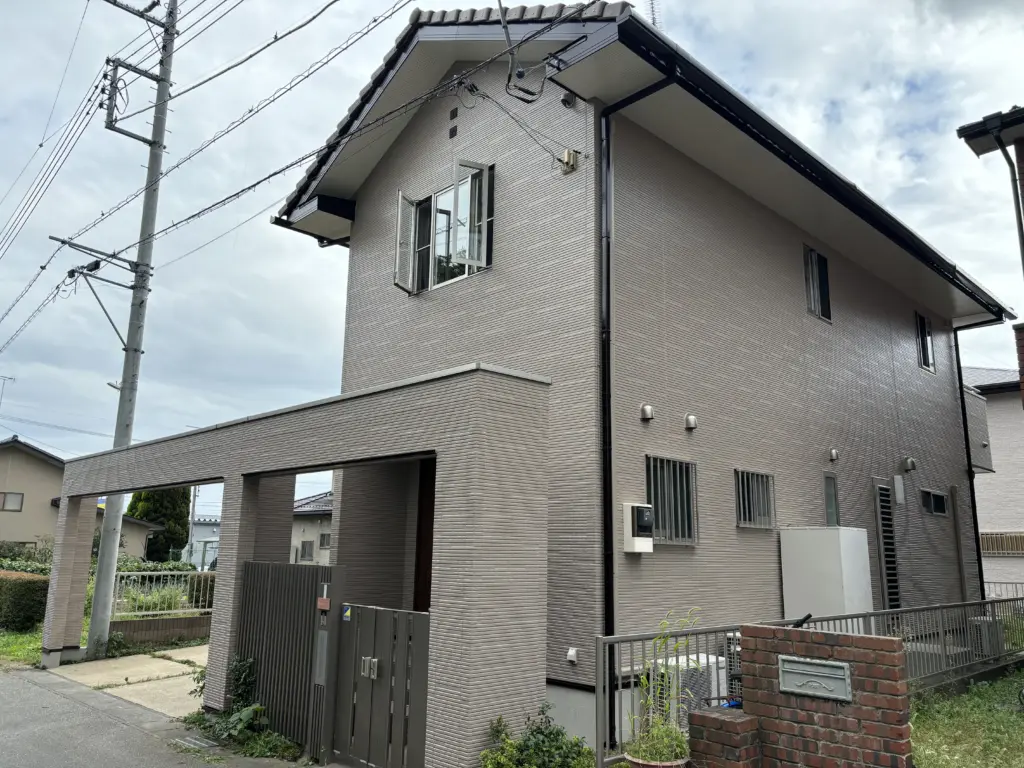 真岡市 下高間木 外壁塗装工事 ZNSデラックスシリーズ | 塗装や外装