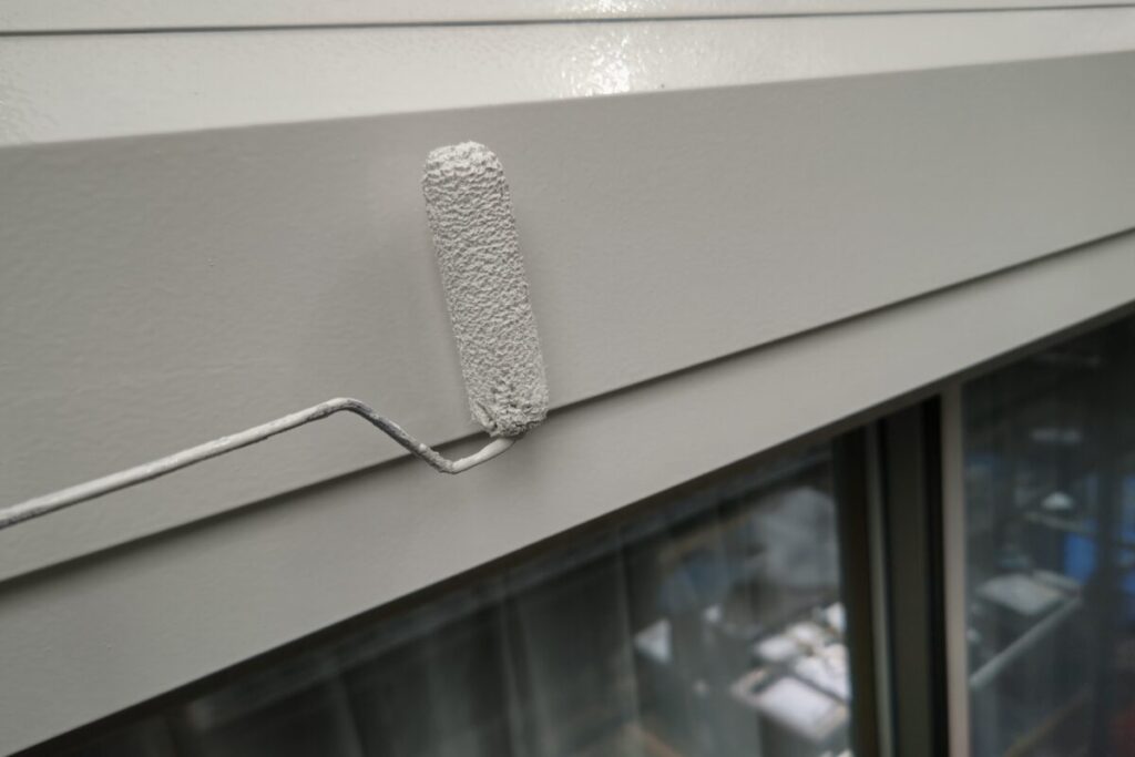 株式会社十文字
小山市の工事内容
シャッターBOX塗装